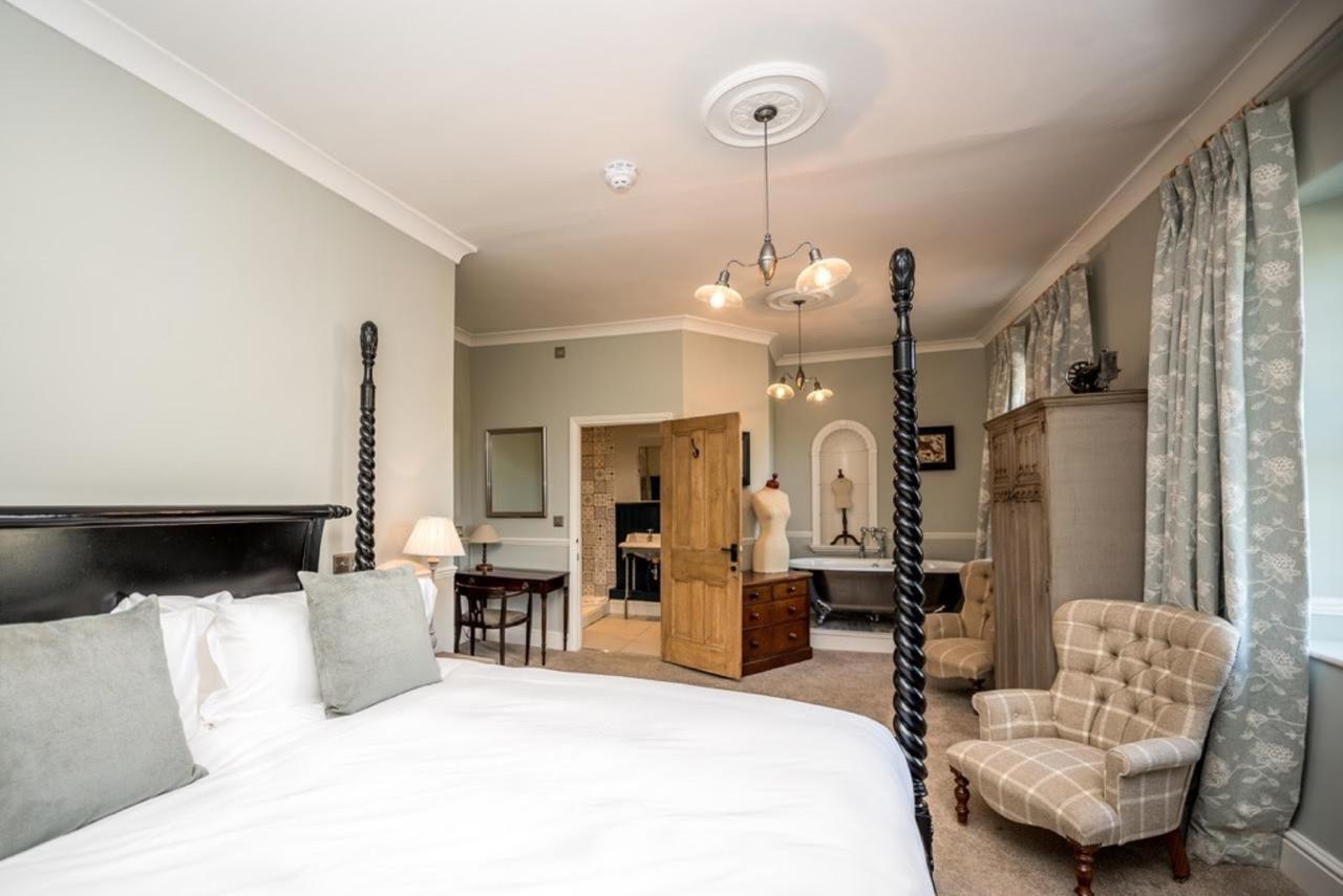 Hostal Widbrook Grange Bradford-On-Avon Exterior foto